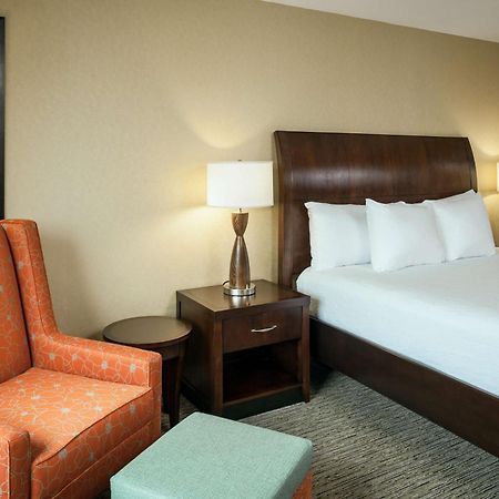 Hilton Garden Inn Seattle/Иссакуа Экстерьер фото