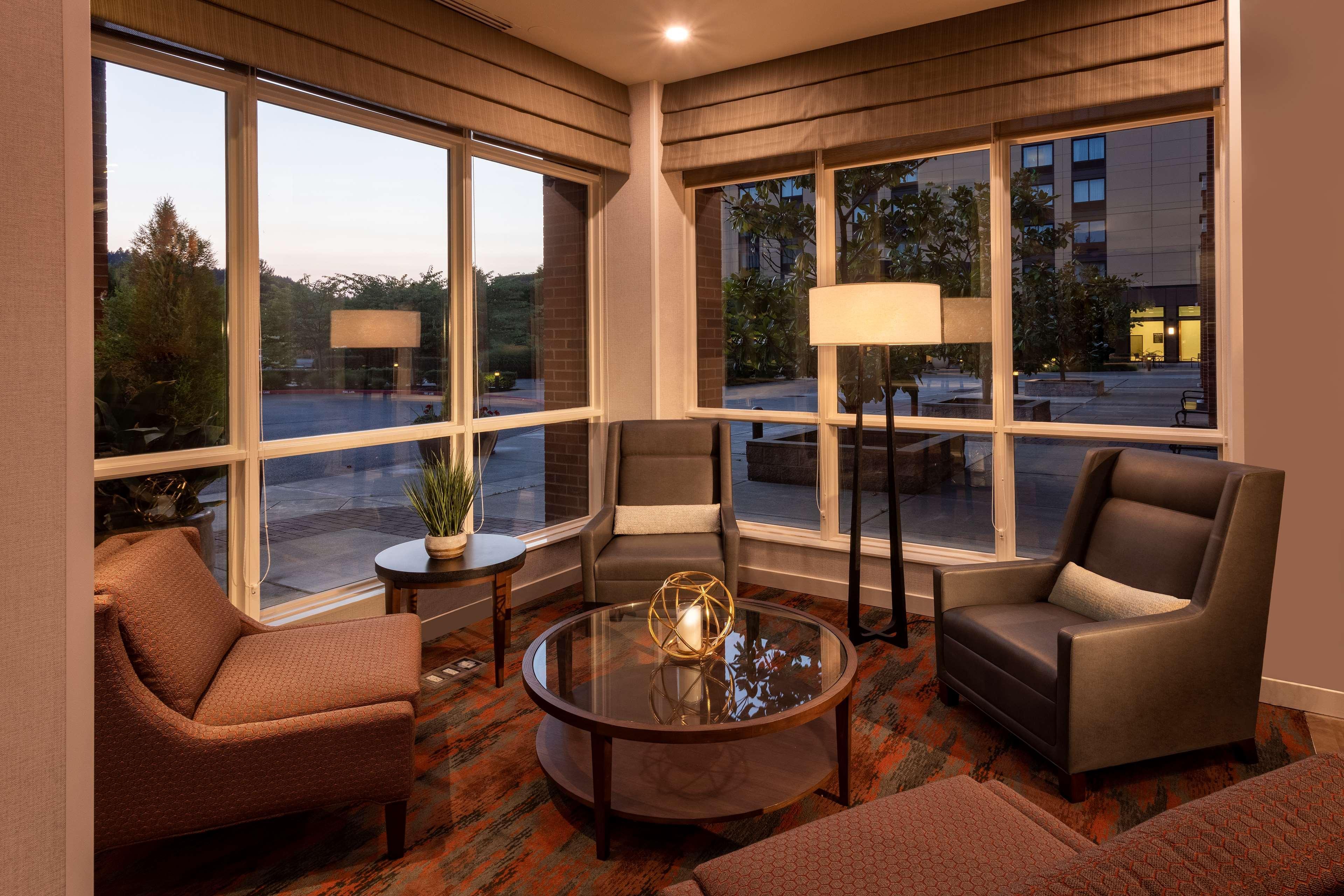 Hilton Garden Inn Seattle/Иссакуа Экстерьер фото