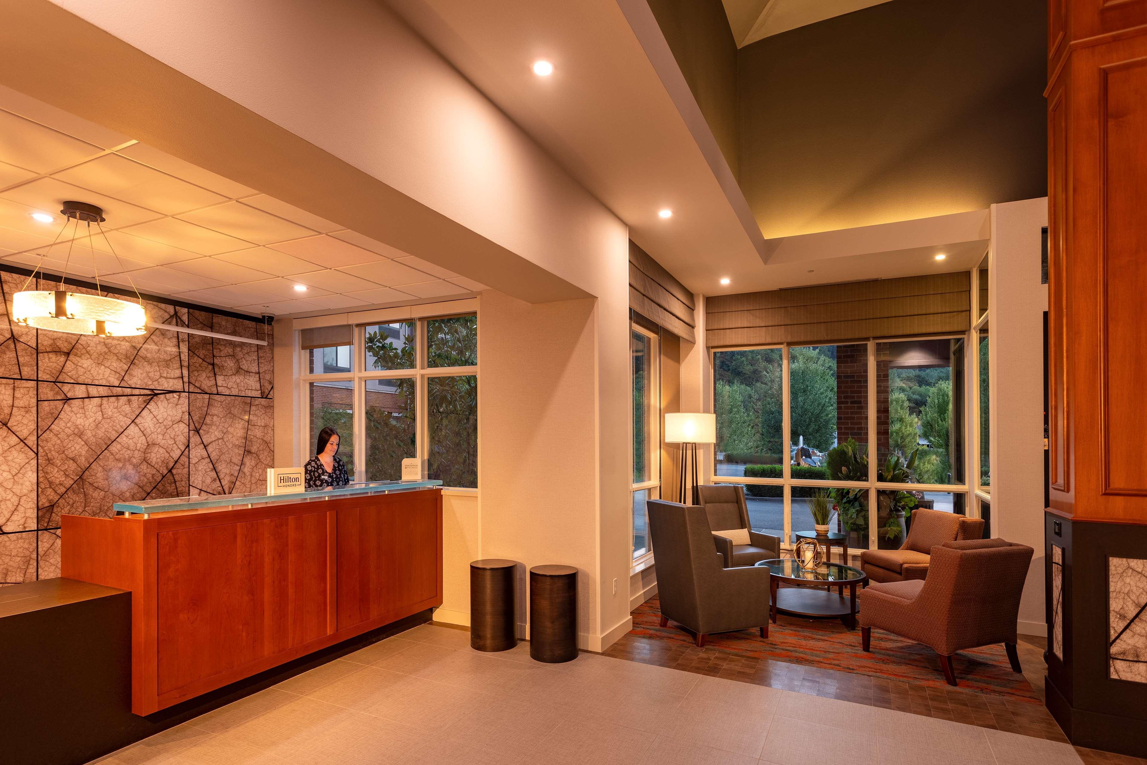 Hilton Garden Inn Seattle/Иссакуа Экстерьер фото