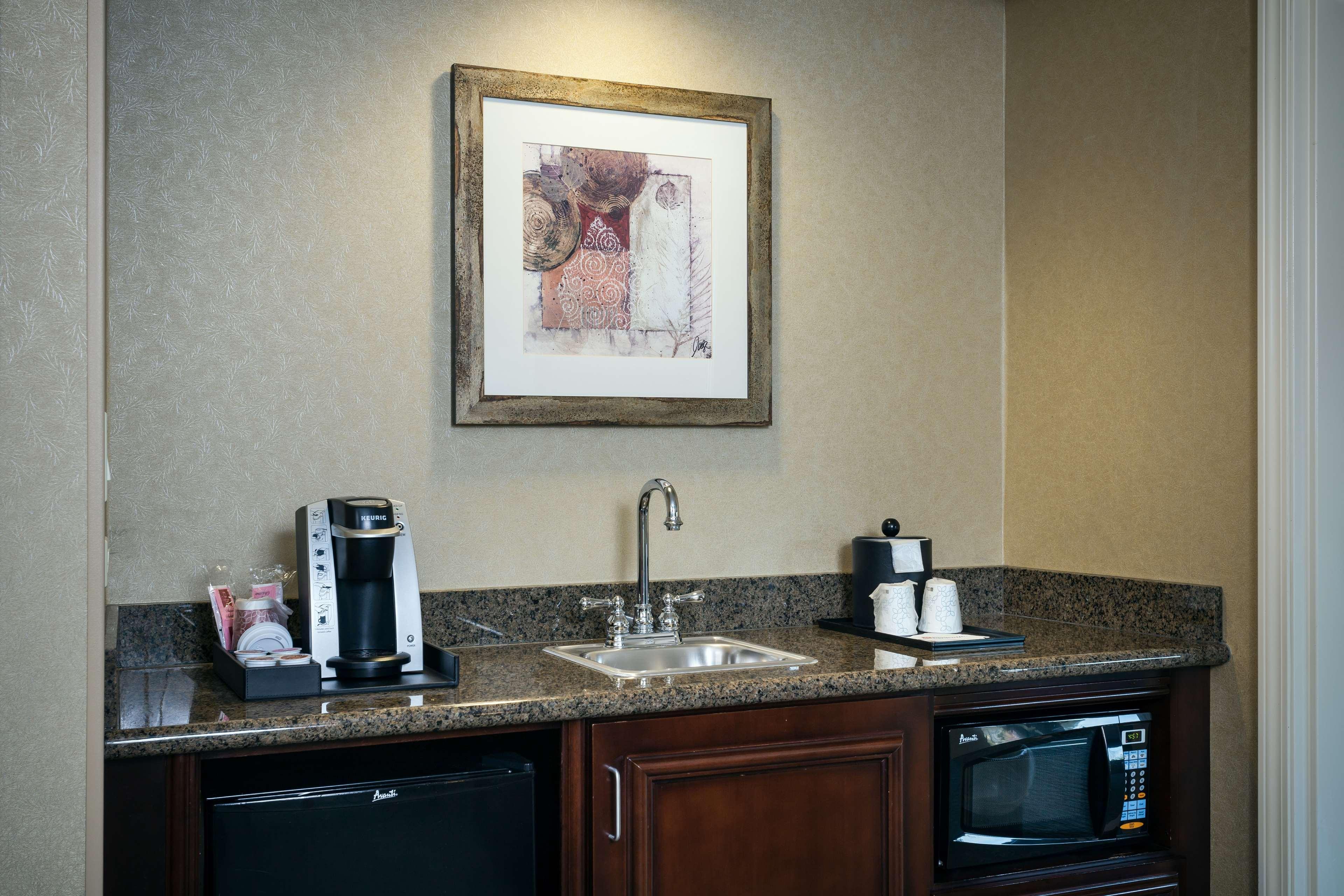 Hilton Garden Inn Seattle/Иссакуа Экстерьер фото