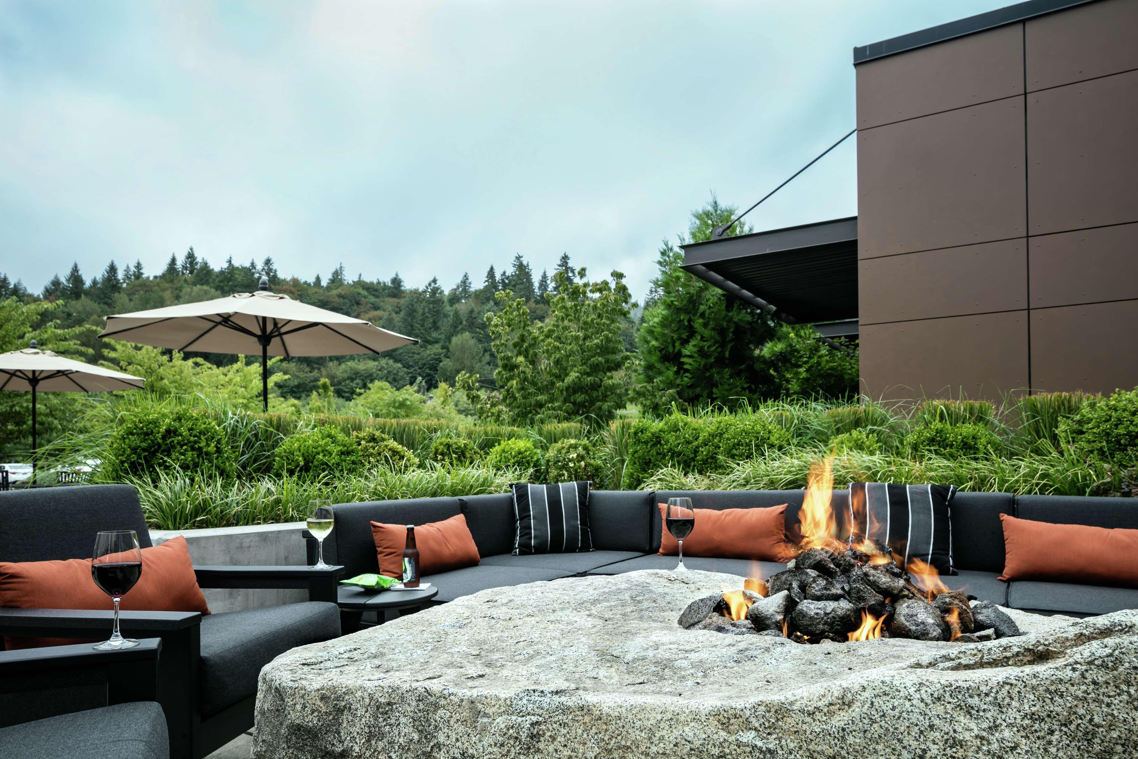 Hilton Garden Inn Seattle/Иссакуа Экстерьер фото