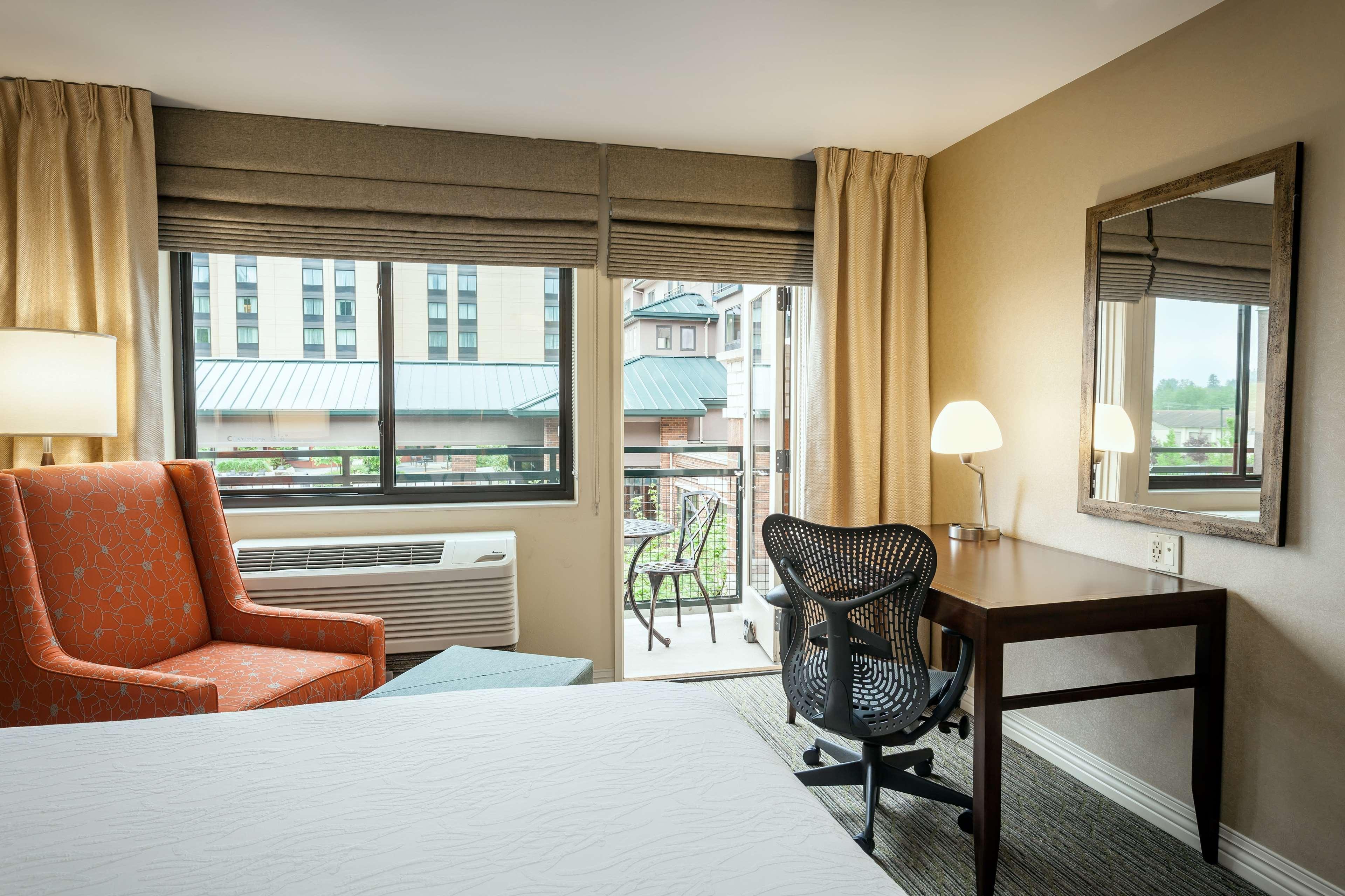 Hilton Garden Inn Seattle/Иссакуа Экстерьер фото