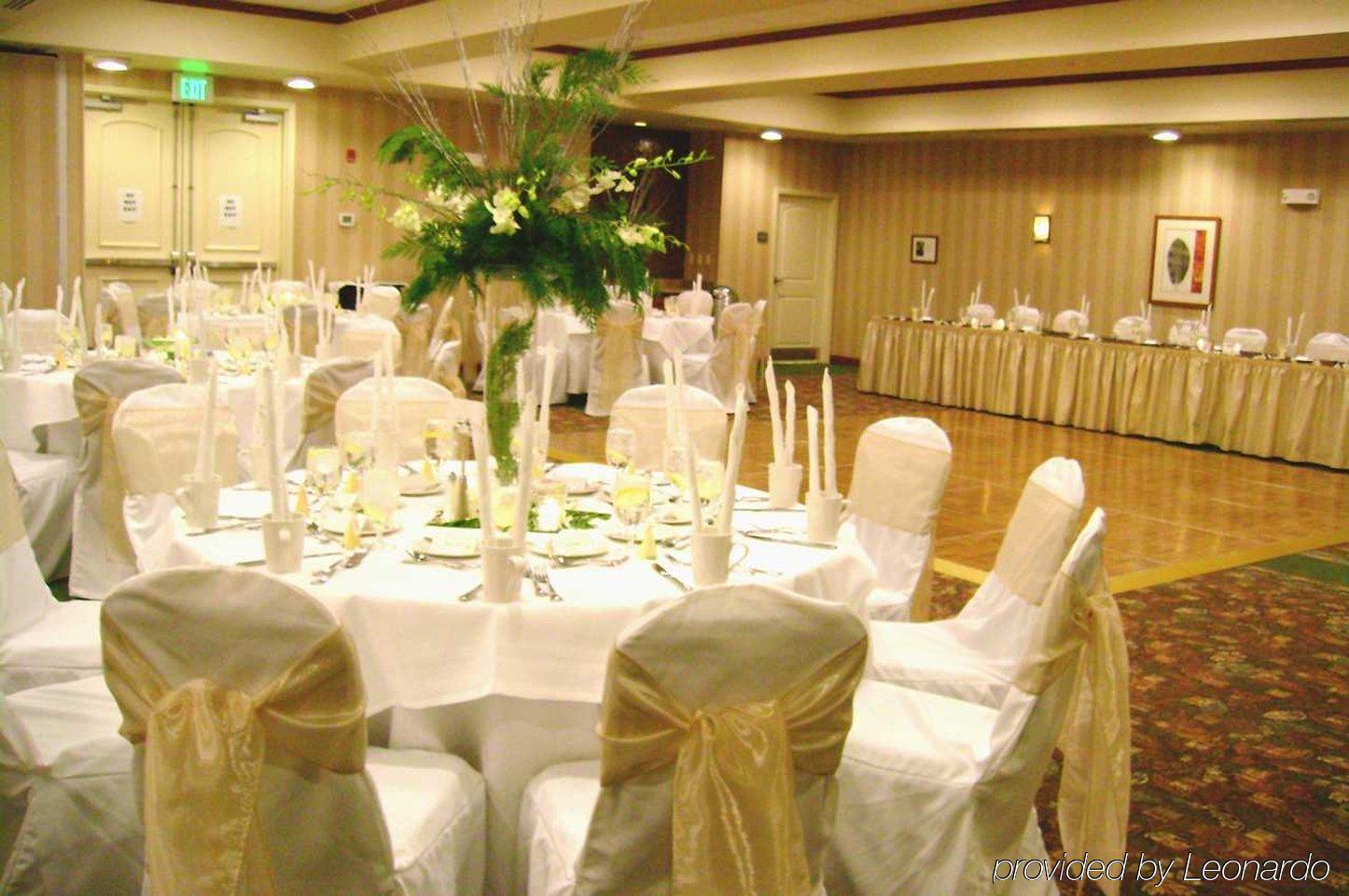 Hilton Garden Inn Seattle/Иссакуа Ресторан фото