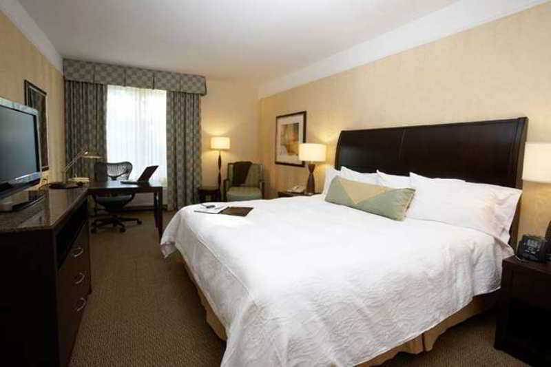 Hilton Garden Inn Seattle/Иссакуа Номер фото